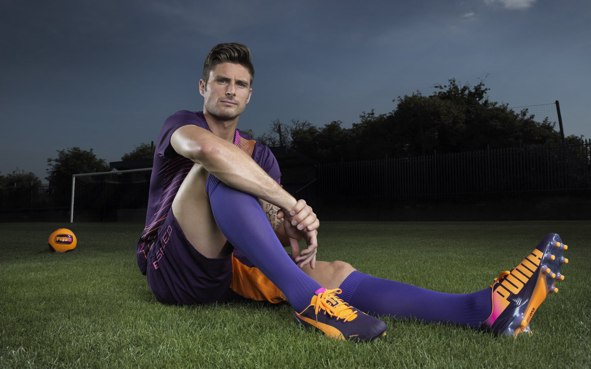 上海海港防线组织更加严密，上海海港阵型